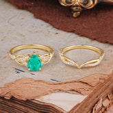 Romantic 5-Prong Pear Cut Emerald Stacking Ring